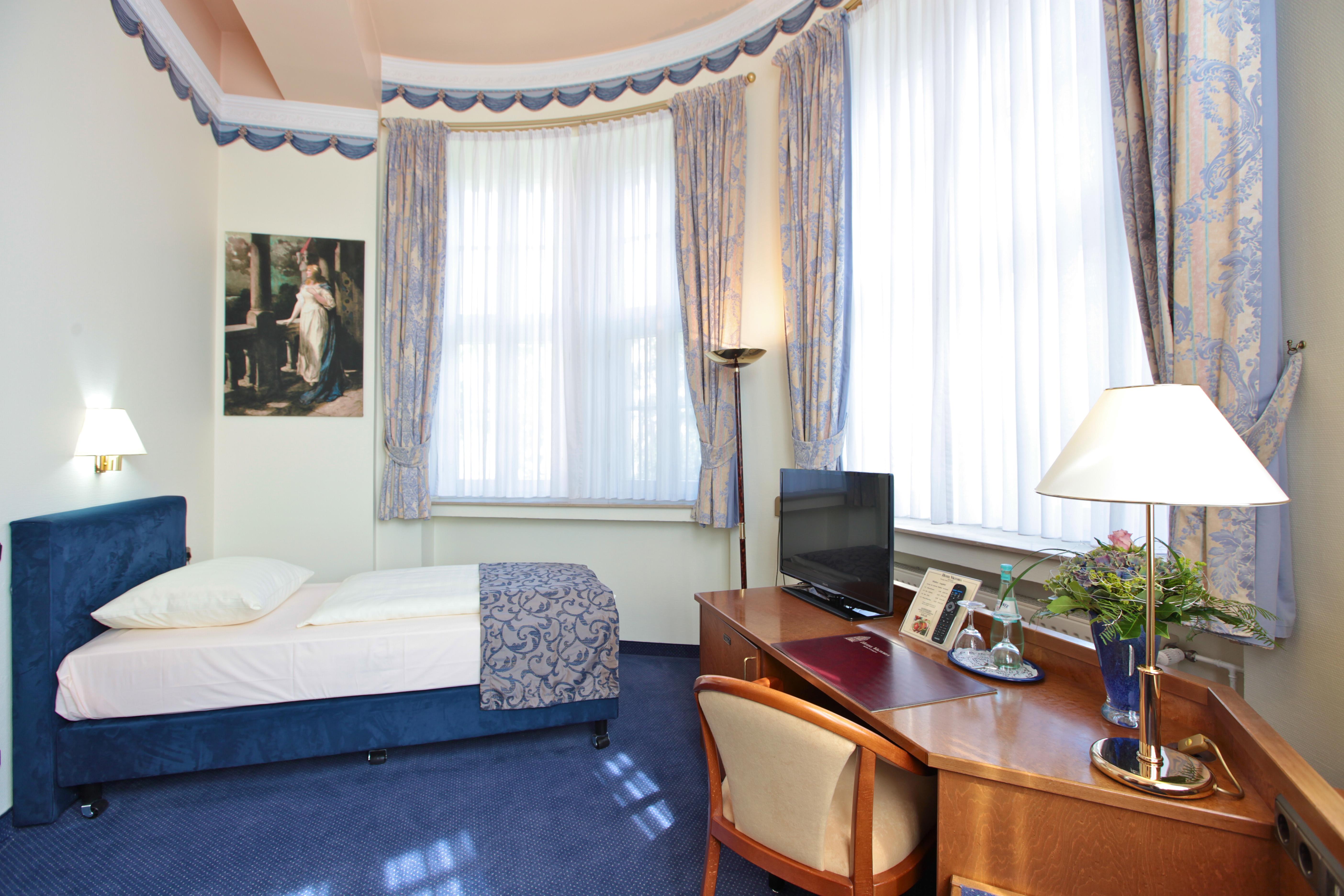 Hotel Viktoria Colonia Esterno foto
