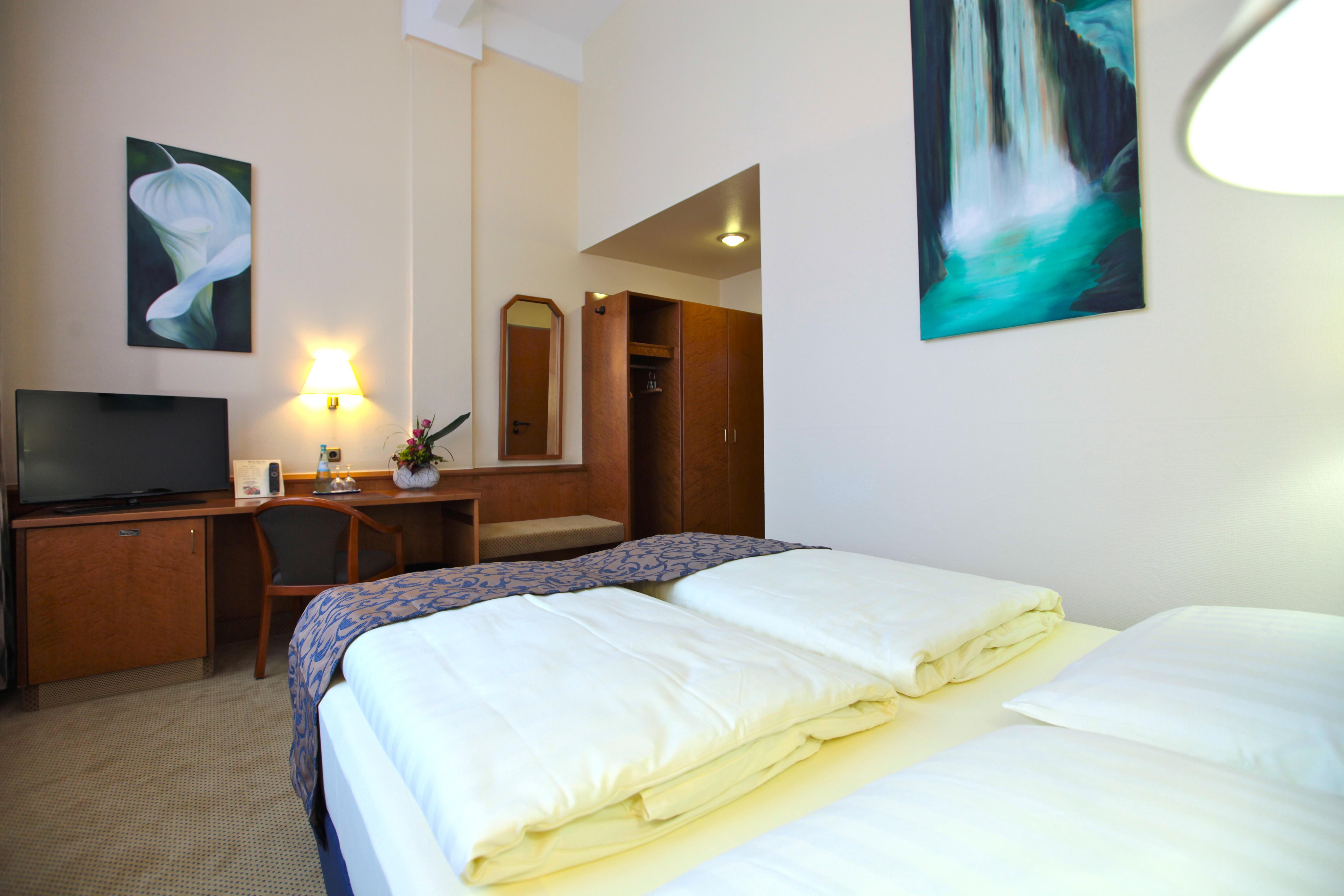 Hotel Viktoria Colonia Esterno foto