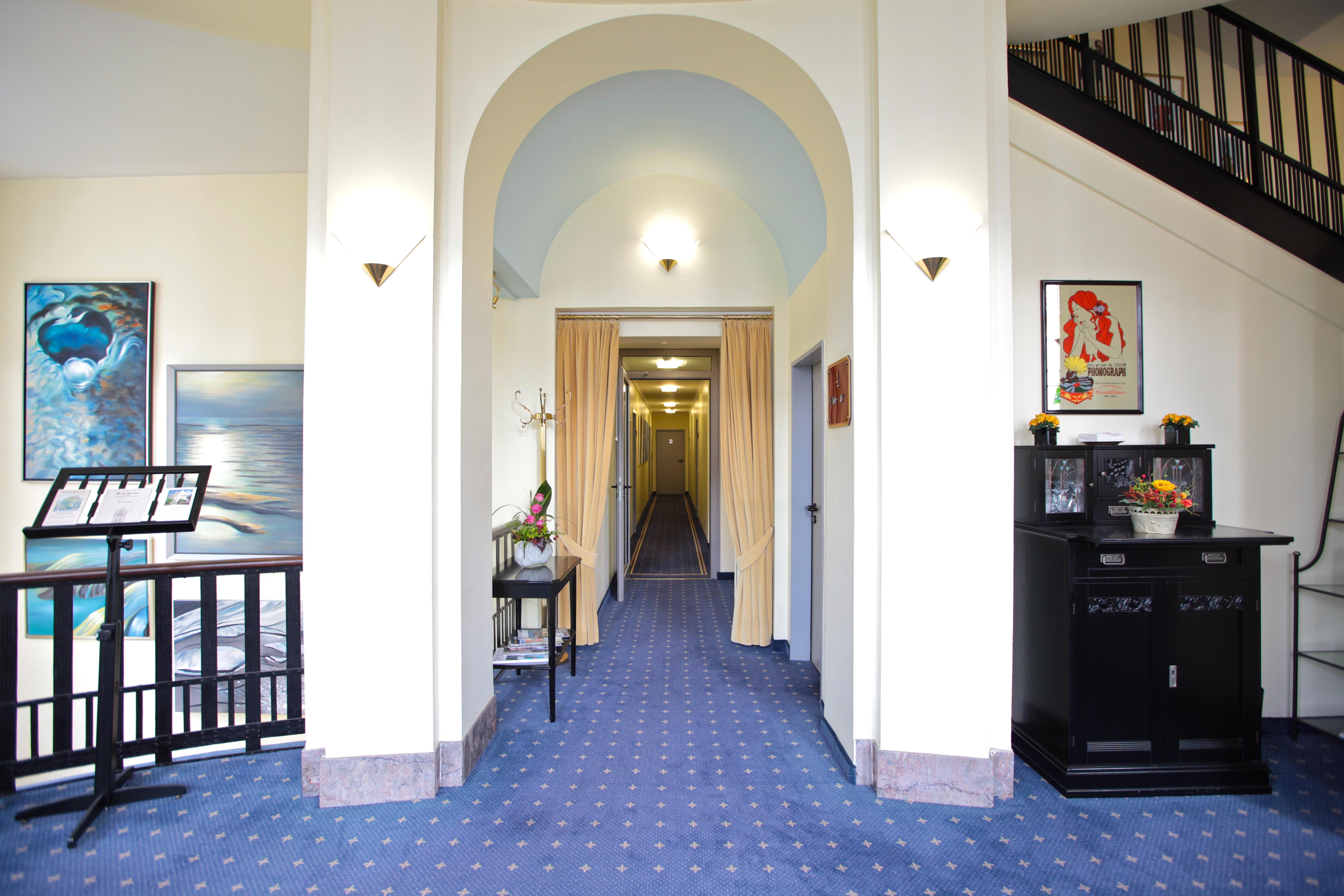 Hotel Viktoria Colonia Esterno foto