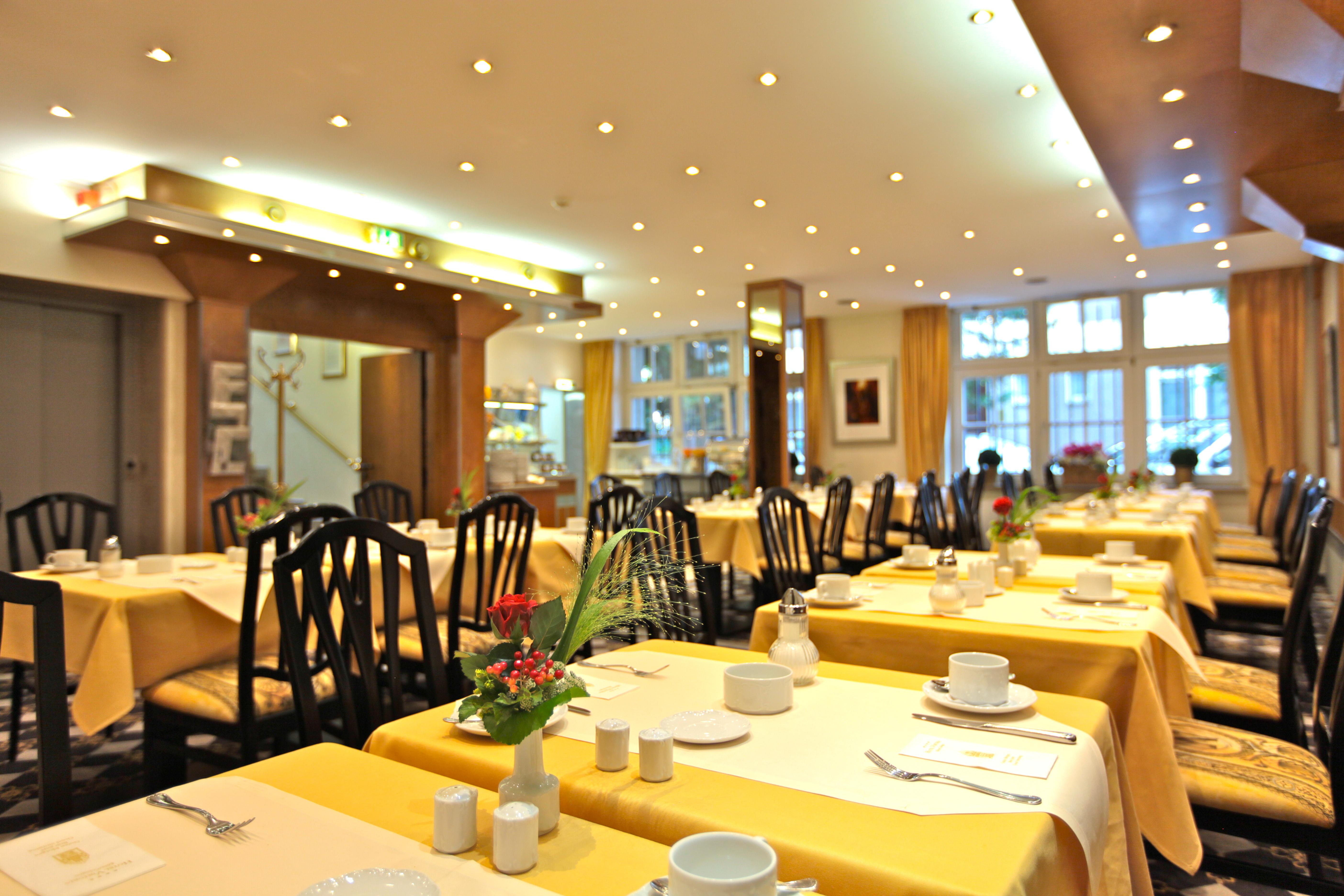 Hotel Viktoria Colonia Esterno foto